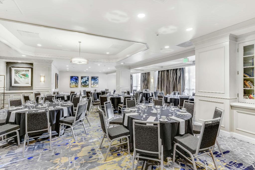 Embassy Suites by Hilton Anaheim/Orange photo 120