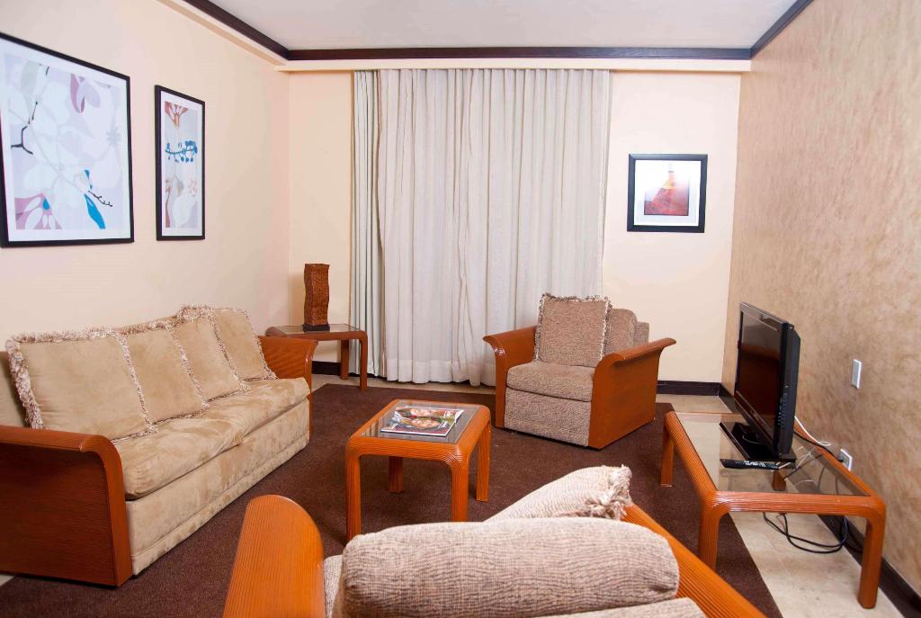 Radisson Colon 2000