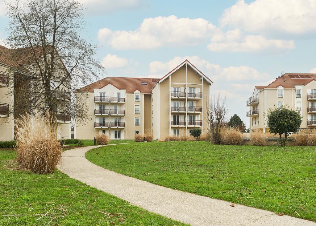 Hotel Zenitude Hotel Residences Roissy Village, Frankreich, Roissy-en-France. Großes 32