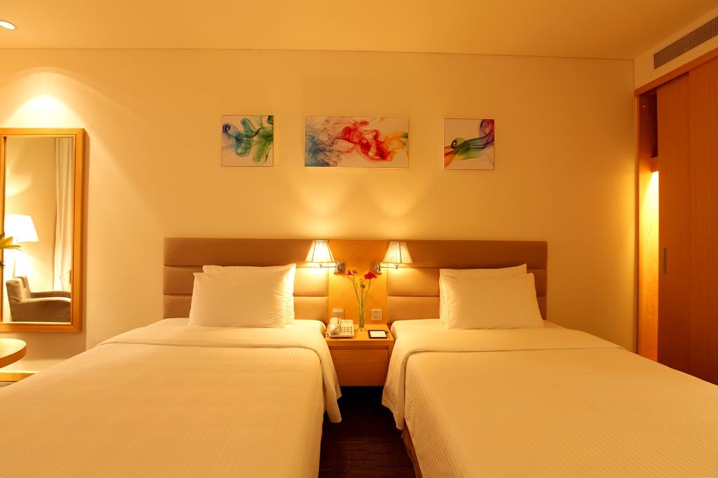 hotel-thumb