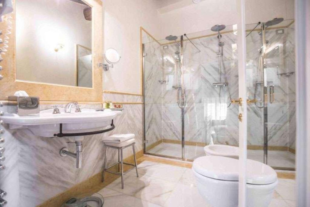 Golden Tower Hotel & Spa