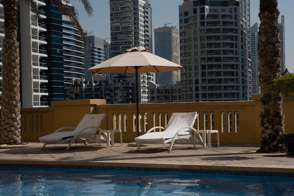 hotel-thumb
