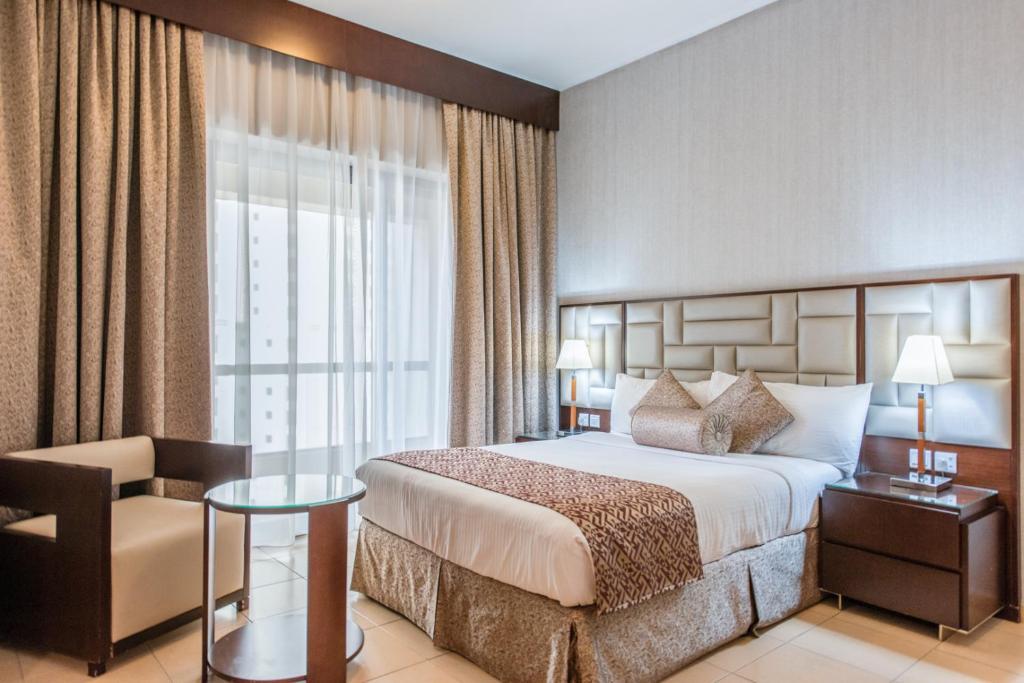 hotel-thumb