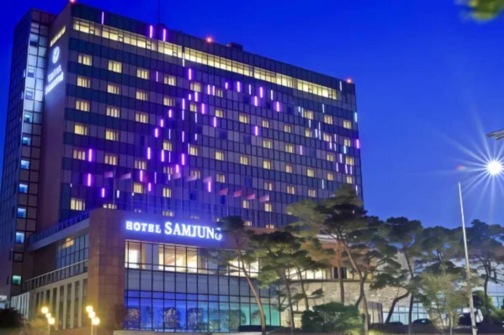 Hotel Samjung, Gangnam