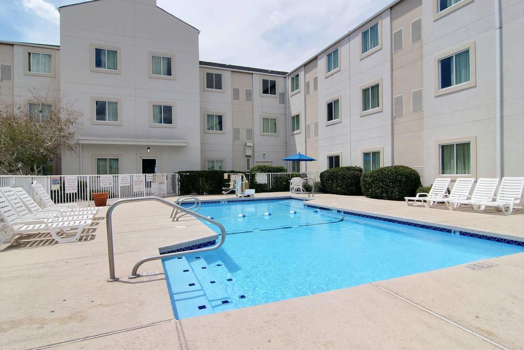 Motel 6 Albuquerque North en Albuquerque area | BestDay.com