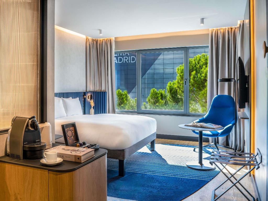 hotel-thumb