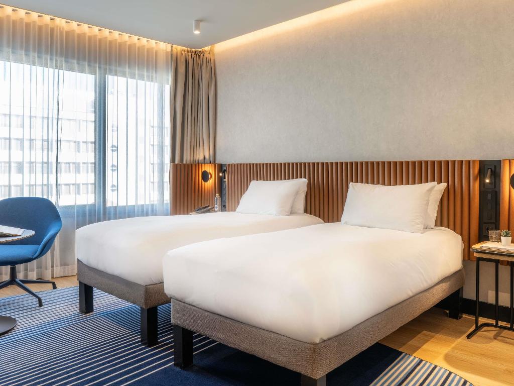 hotel-thumb