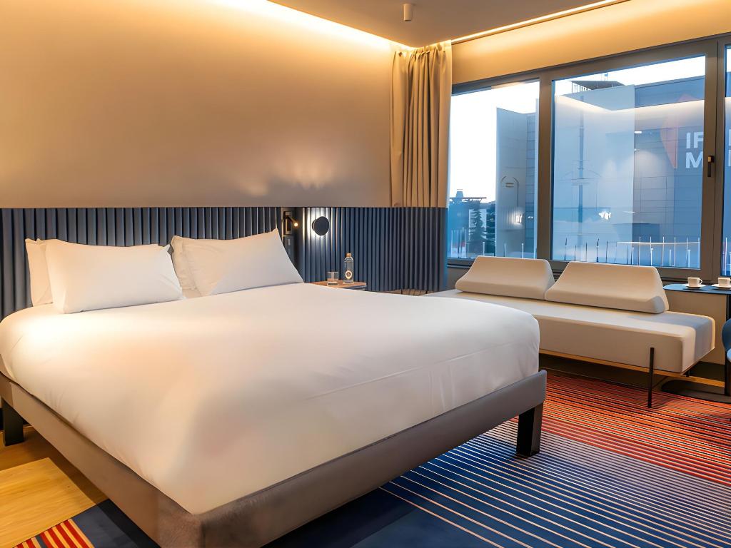hotel-thumb