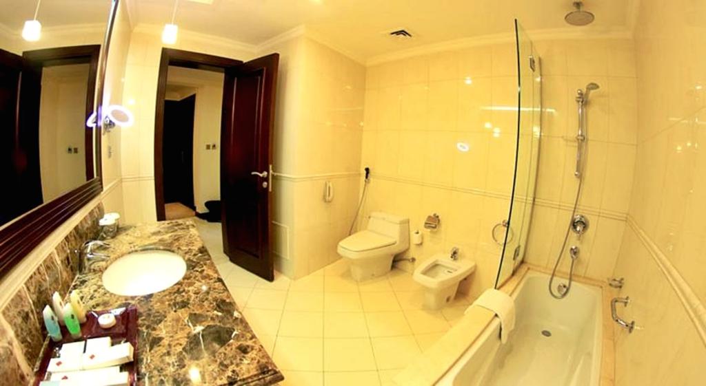 Grand Regal Hotel