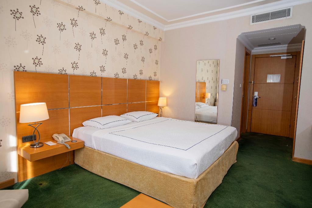 hotel-thumb