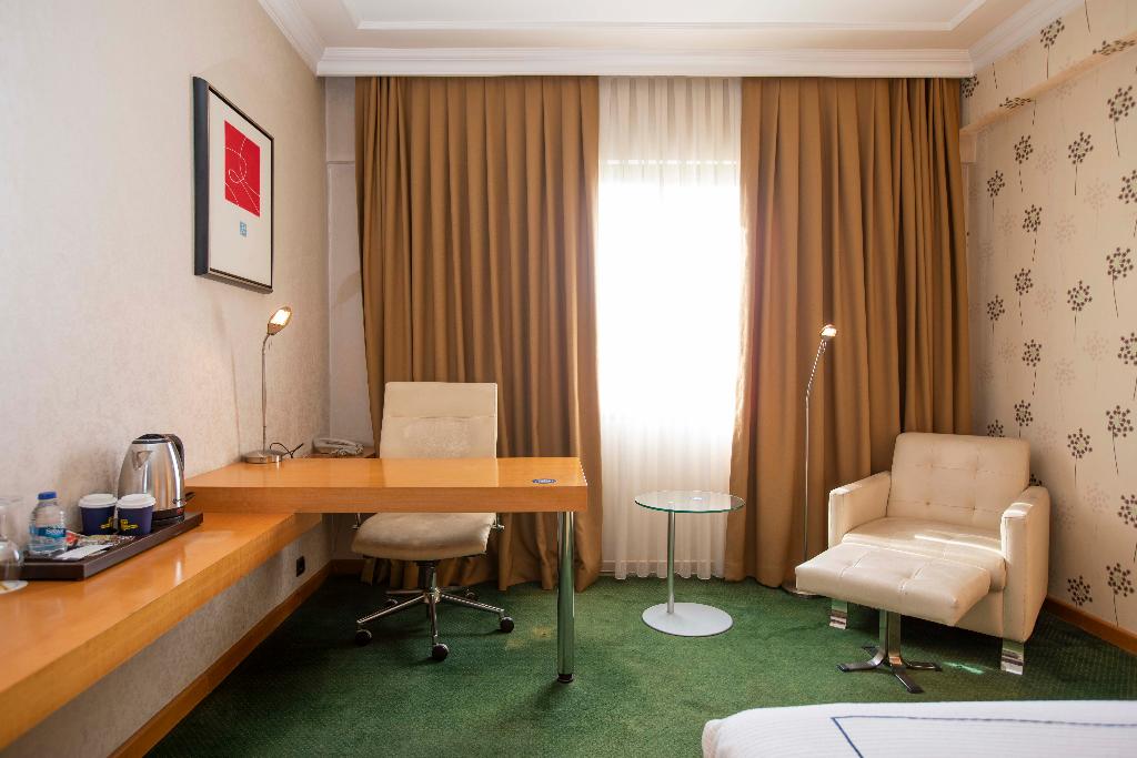 hotel-thumb