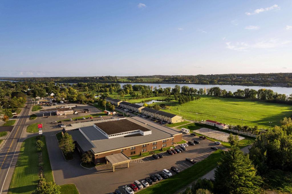 Ramada by Wyndham Fredericton photo 93