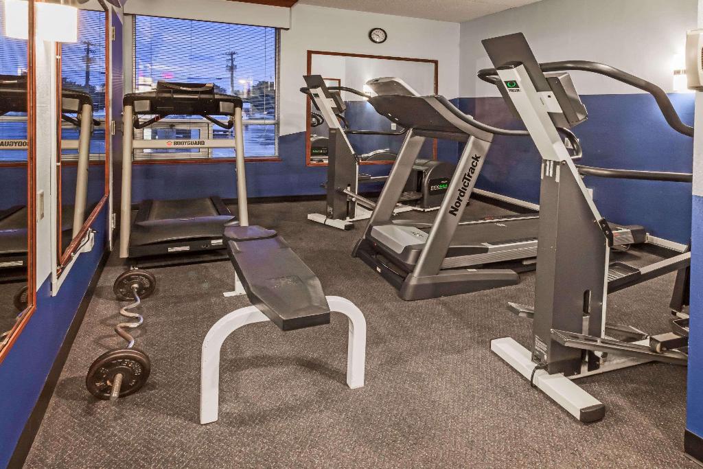 Ramada by Wyndham Fredericton photo 7