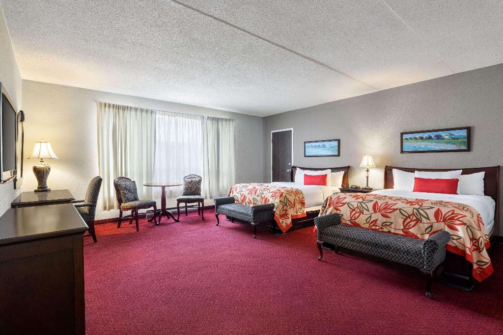 Ramada by Wyndham Fredericton photo 73