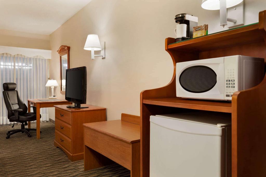 Ramada by Wyndham Fredericton