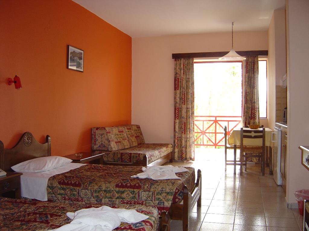 Apollon Hotel Apartments