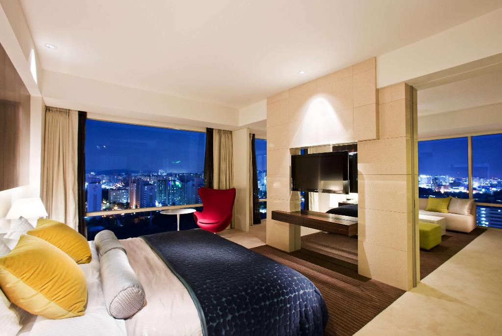 Ramada Plaza Suwon