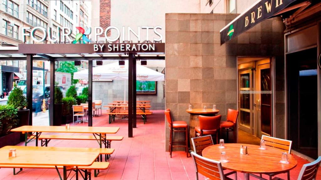 Four Points By Sheraton Manhattan Chelsea - Bar