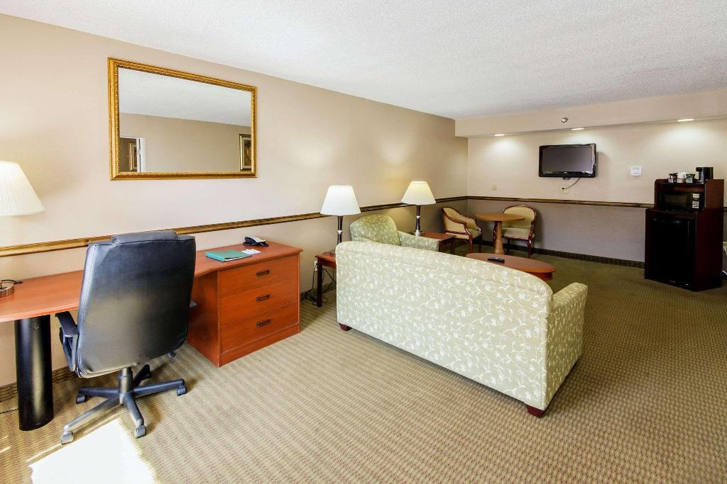Quality Inn & Suites Conference Center