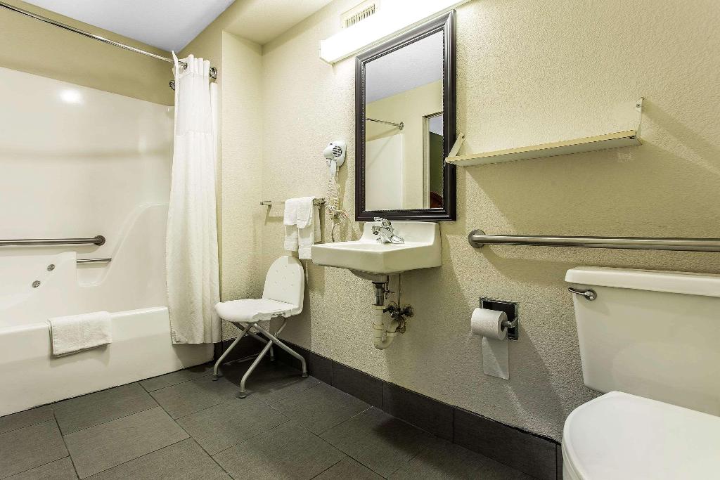 Quality Inn & Suites