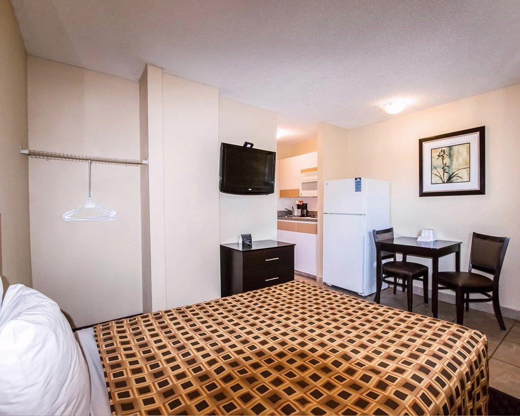 hotel-thumb