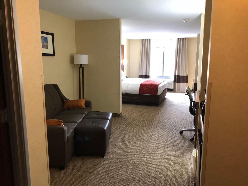 Comfort Suites Elkhart Area