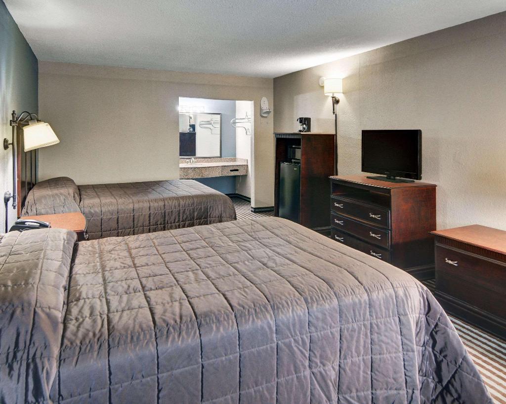 Loyalty Inn Gainesville