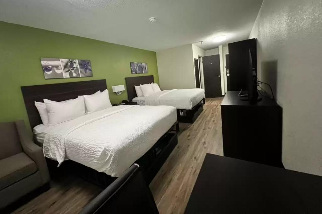 Sleep Inn & Suites Salina I-135