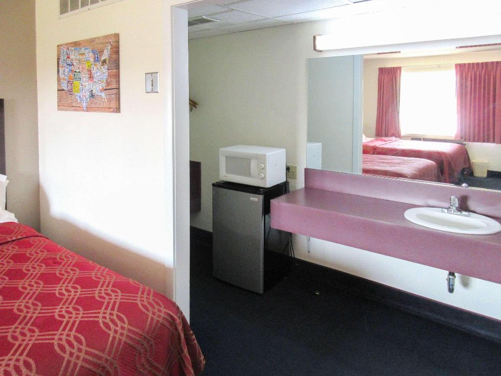 Econo Lodge Cameron Area