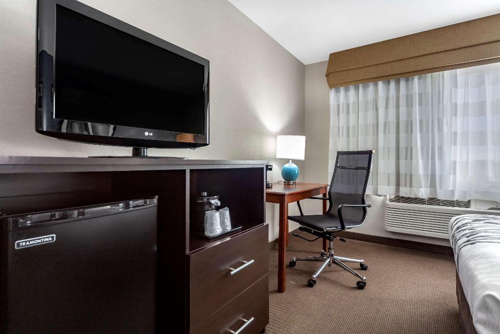 Sleep Inn & Suites Hays I-70