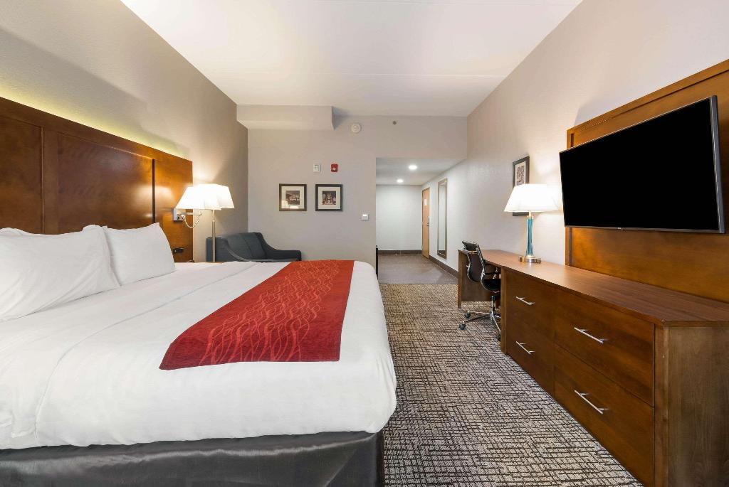 Comfort Inn Grove City Area