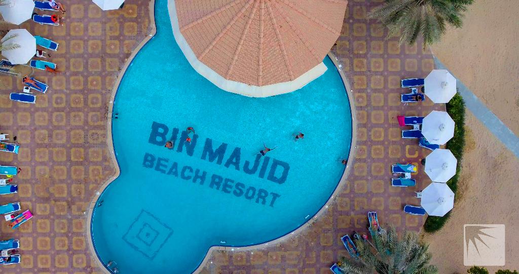 BM Beach Resort - Pool