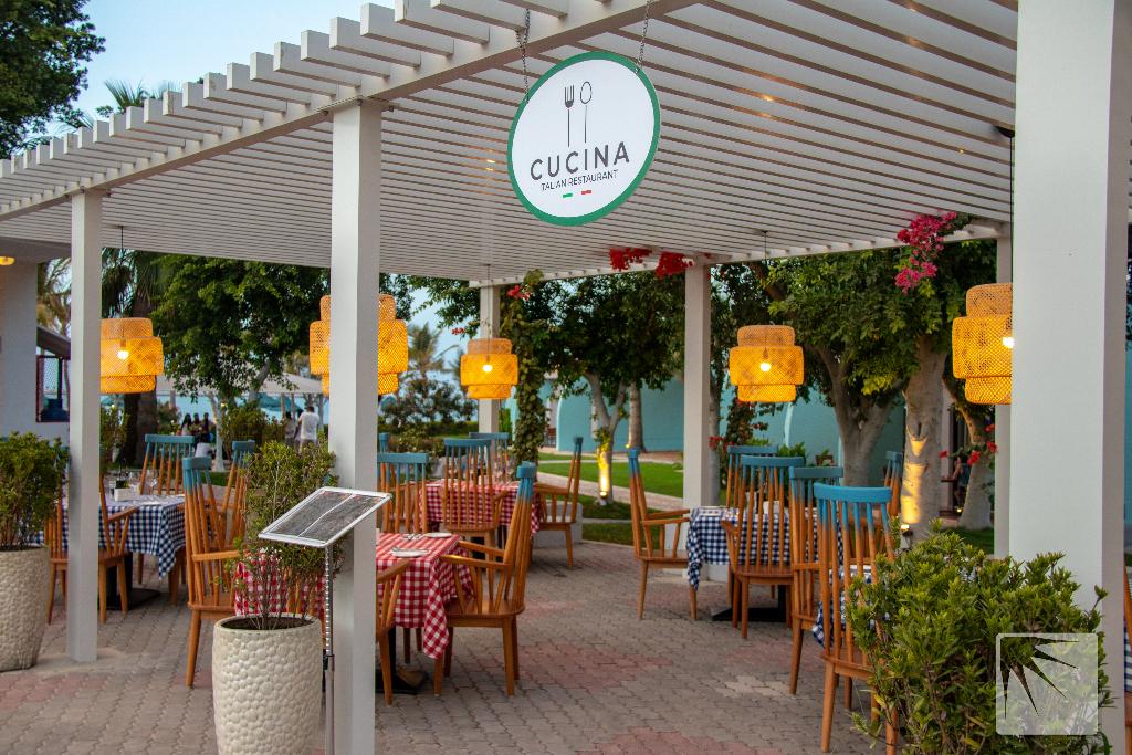 BM Beach Resort - Restaurant