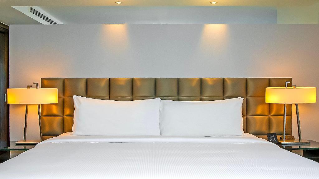 hotel-thumb
