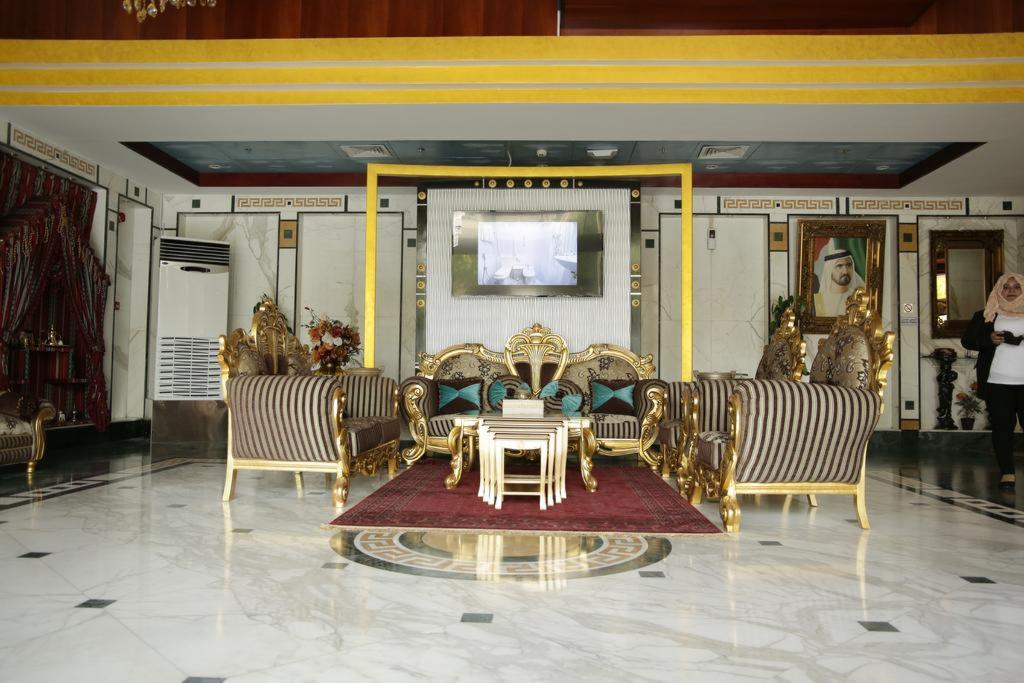 Nine Hotel - Lobby
