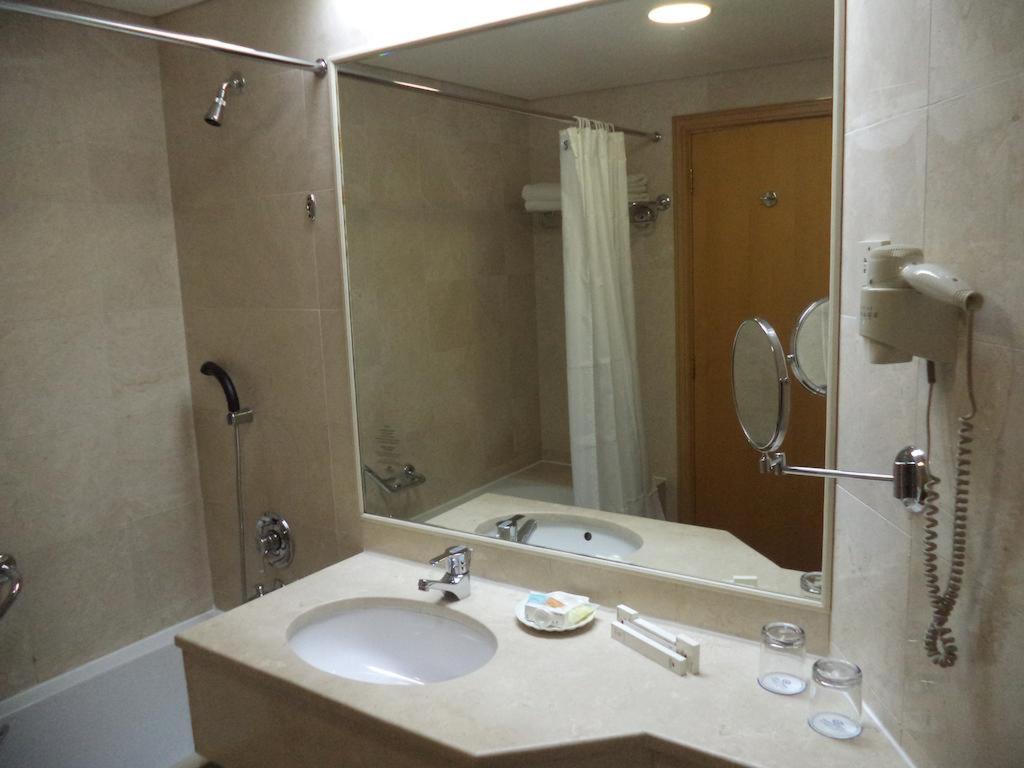 TOP Grand Continental Hotel Abu Dhabi