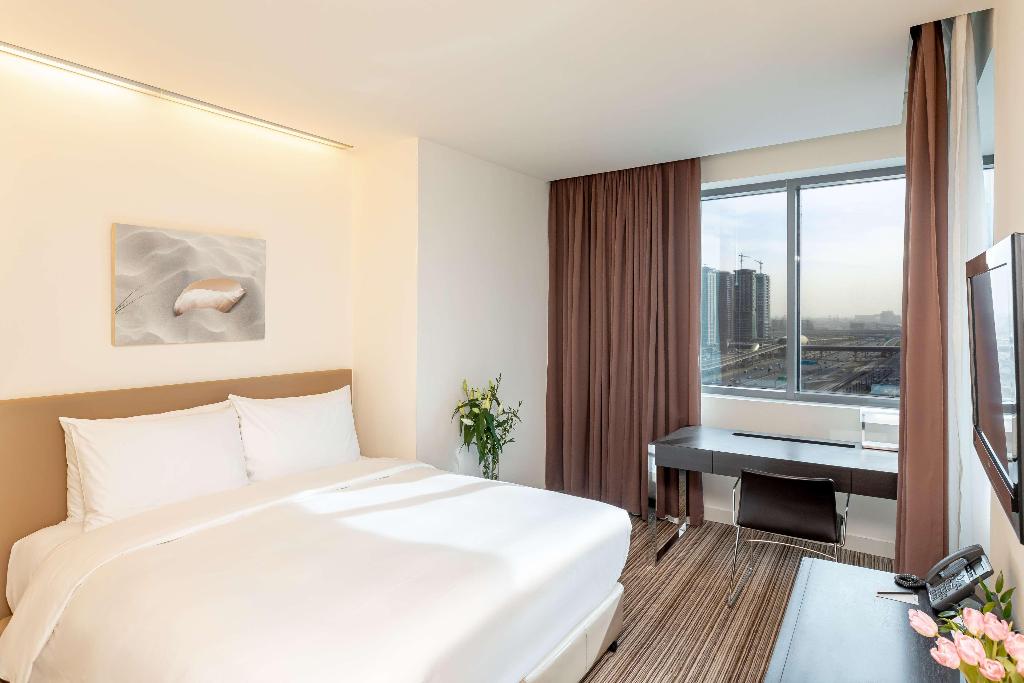hotel-thumb