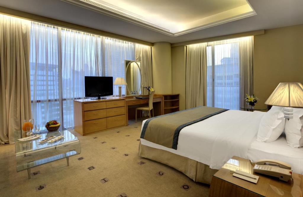 hotel-thumb
