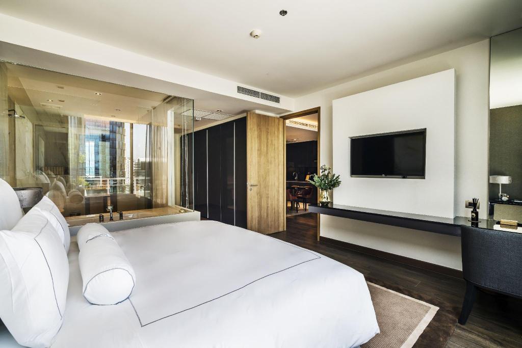 MUU Bangkok, Small Luxury Hotels Of The World
