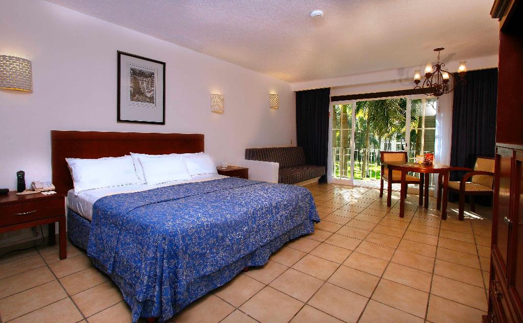 Krystal Puerto Vallarta