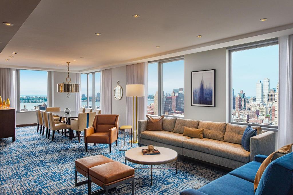 Imagem da galeria de Intercontinental New York Times Square