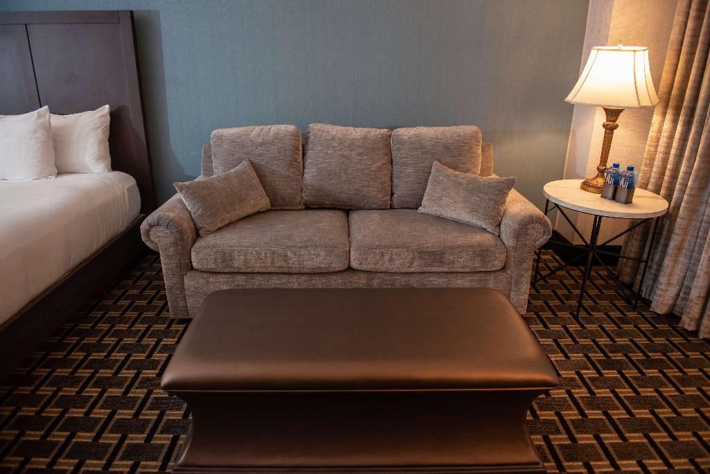 Inn at The Colonnade Baltimore, A Doubletree