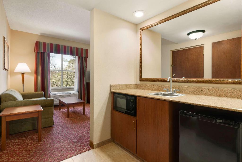 Hampton Inn & Suites Williamsburg Historic