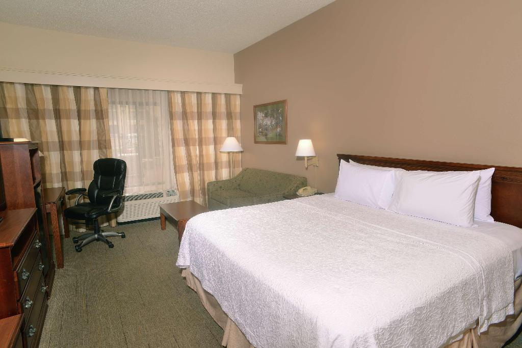 Hampton Inn & Suites Springfield, MO