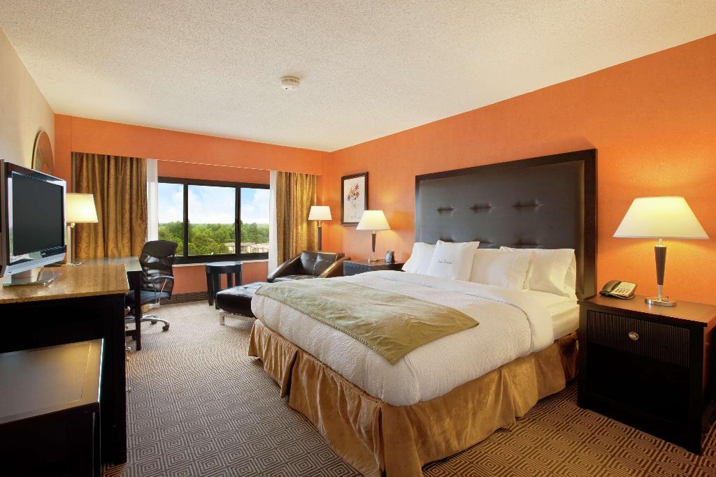 Doubletree by Hilton Springfield