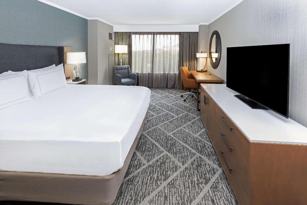 Doubletree By Hilton Tulsa - Warren Place