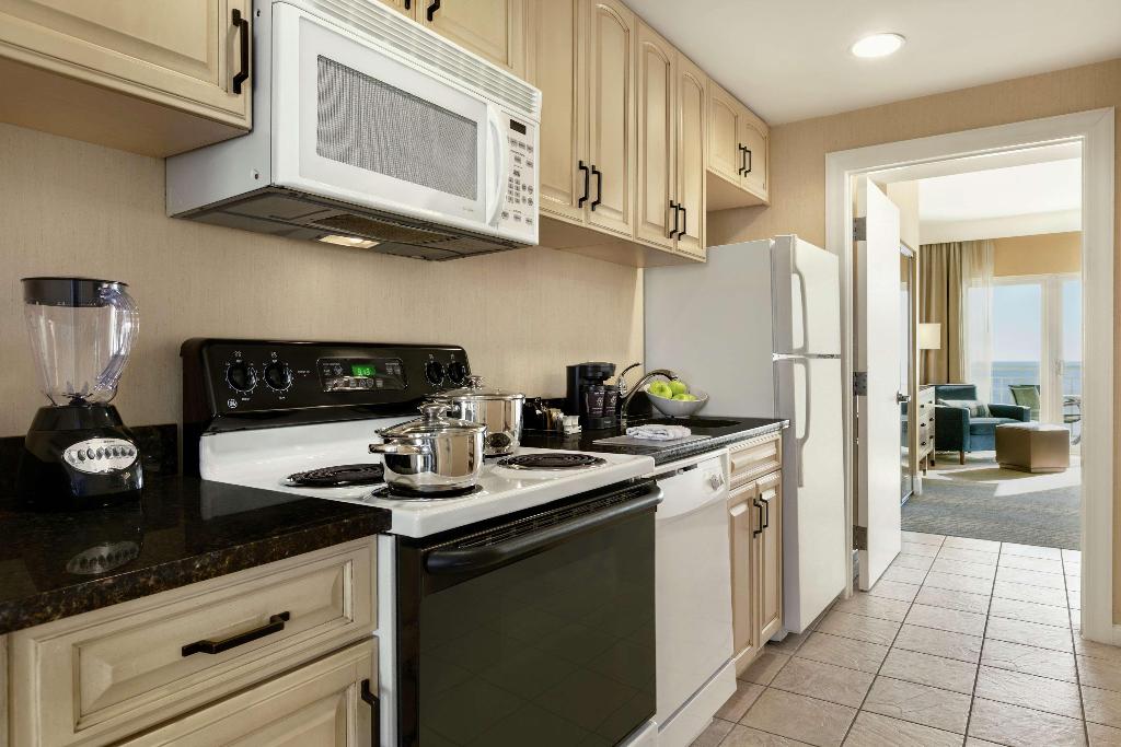 Hilton Ocean City Oceanfront Suites