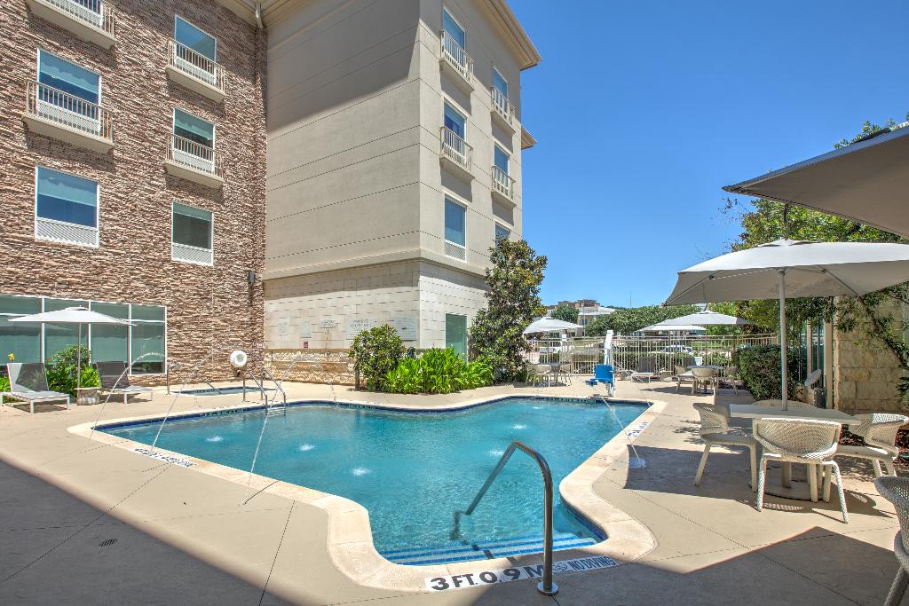 HILTON GARDEN INN ARLINGTON - Arlington TX 2190 East Lamar 76006