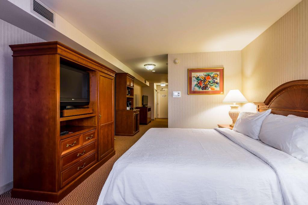 Hilton Garden Inn Milwaukee Northwest Conference