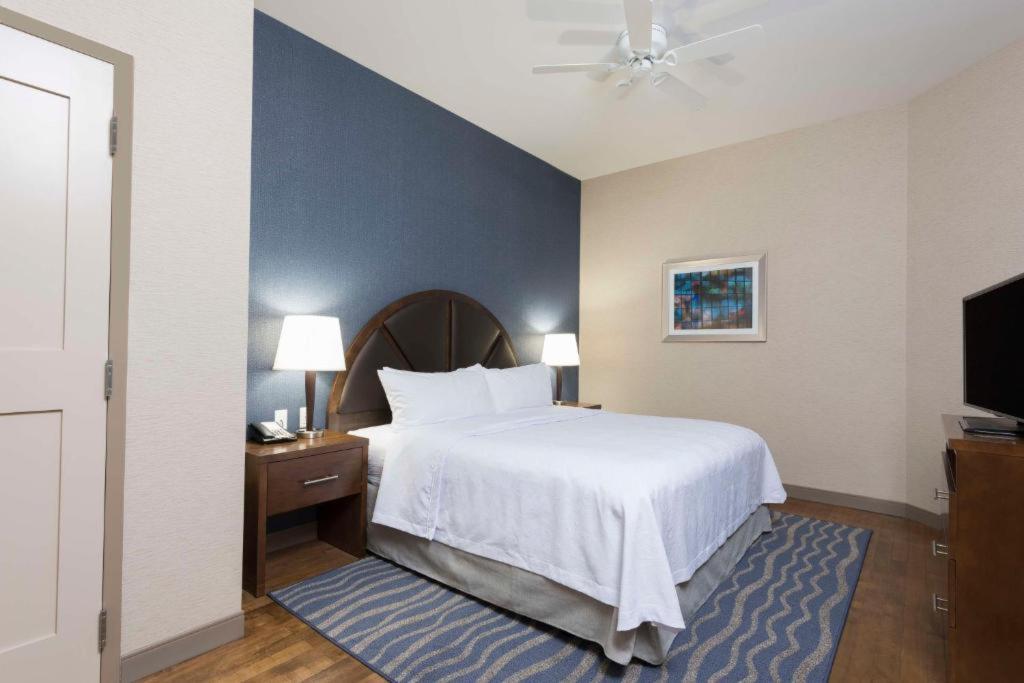 Larkspur Landing Grand Rapids